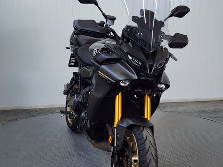 2023 Yamaha MT-09 Tracer (FJ-09), чёрный, 1189000 рублей, вид 3