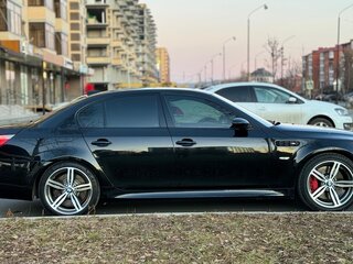 2007 BMW M5 IV (E60/E61), чёрный, 2350000 рублей, вид 1