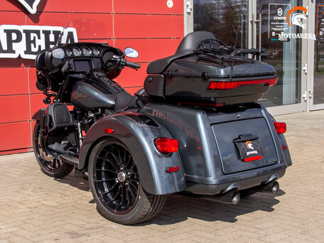 2025 Harley-Davidson Tri Glide, синий, 6657707 рублей, вид 4