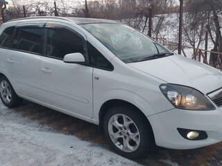 2012 Opel Zafira B Рестайлинг, белый, 920000 рублей, вид 1