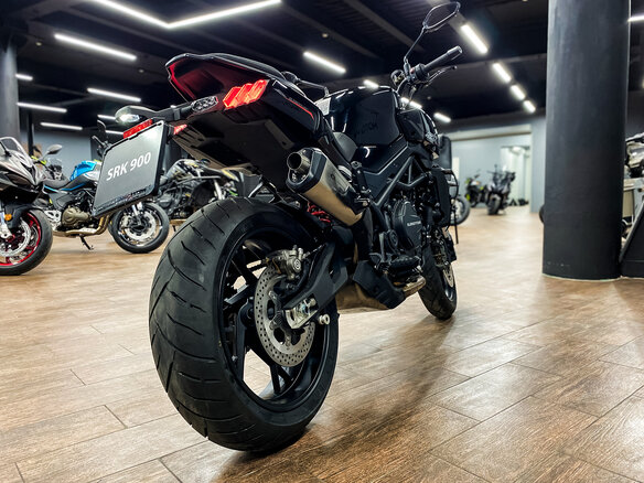 2026 QJMotor SRK 900, чёрный, 900000 рублей - вид 6
