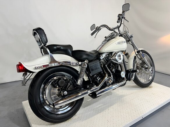 1980 Harley-Davidson Dyna Wide Glide, белый, 1500000 рублей - вид 7