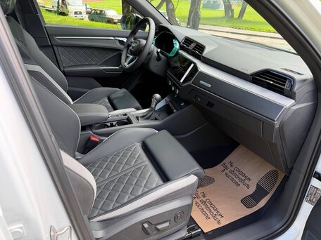 2026 Audi Q3 45 TFSI II (F3), белый, вид 2