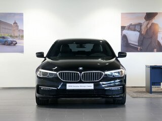 2018 BMW 5 серии 520d xDrive VII (G30/G31/G38), чёрный, 3300000 рублей, вид 2
