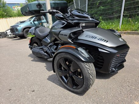 2023 BRP Can-Am Spyder, чёрный, 1850000 рублей, вид 3