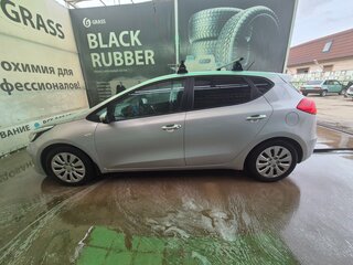 2015 Kia Ceed II Рестайлинг, серебристый, 1500000 рублей, вид 3