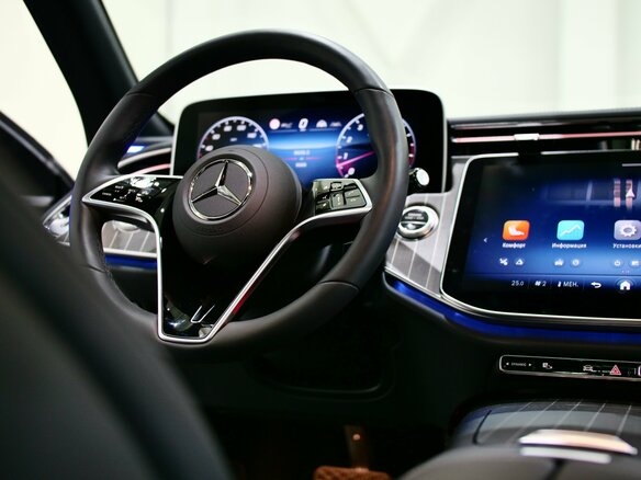 2025 Mercedes-Benz E-Класс 300 VI (W214, S214), чёрный, 7800000 рублей - вид 23