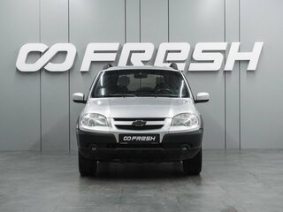 2011 Chevrolet Niva I Рестайлинг, серебристый, 509000 рублей, вид 3