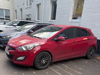 2013 Hyundai i30 II, красный, 800000 рублей, вид 1