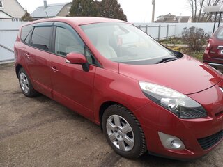 2011 Renault Scenic III, красный, 799000 рублей, вид 1