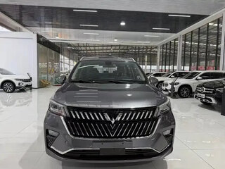 2022 Wuling Jiachen, серебристый, 1415000 рублей, вид 2