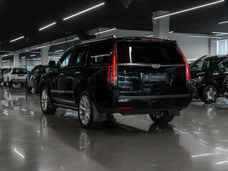 2020 Cadillac Escalade IV, чёрный, 4890000 рублей, вид 5
