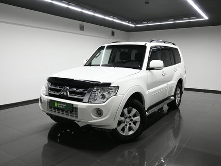 Mitsubishi Pajero IV Рестайлинг 1