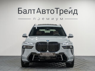2026 BMW X7 40d I (G07) Рестайлинг, серый, 17790000 рублей, вид 4