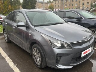2019 Kia Rio IV, серый, 1230000 рублей, вид 3