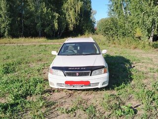 2000 Toyota Mark II Qualis VIII (X100), белый, 450000 рублей, вид 1