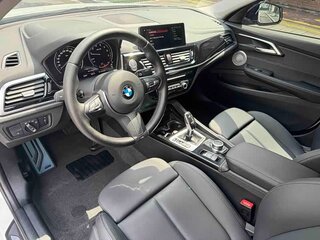 2021 BMW 1 серии 120i III (F52) Рестайлинг, белый, 1520750 рублей, вид 2