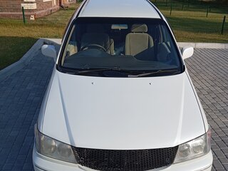 2000 Nissan Presage I, белый, 399000 рублей, вид 4