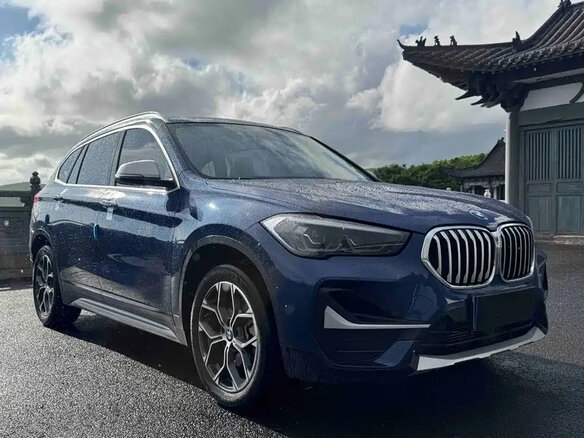 2022 BMW X1 Long 20Li sDrive II (F48) Рестайлинг, синий, 2272000 рублей - вид 2