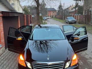 2009 Mercedes-Benz E-Класс 220 5G-Tronic IV (W212, S212, C207), чёрный, 1500000 рублей, вид 4