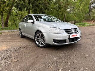 2008 Volkswagen Jetta V, серебристый, 750000 рублей, вид 4