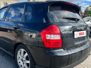 2004 Kia Spectra I Рестайлинг 2, чёрный, 200000 рублей, вид 3