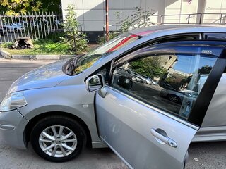 2011 Nissan Tiida I Рестайлинг, серебристый, 680000 рублей, вид 5