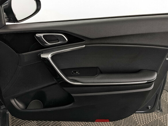 2019 Kia Ceed III, серый - вид 23