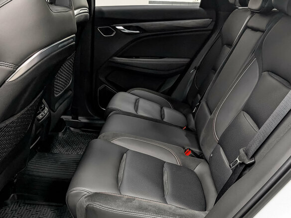 2024 Geely Tugella I Рестайлинг, белый, 3150000 рублей - вид 16