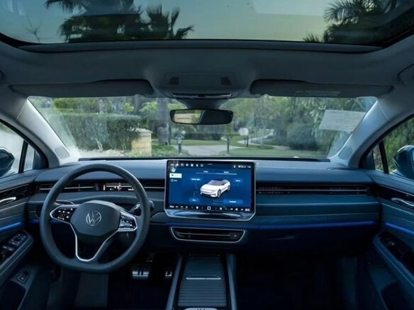 2025 Volkswagen ID.7 85 kWh, серый - вид 12