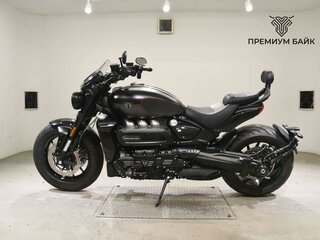 2025 Triumph Rocket 3, чёрный, 3299000 рублей, вид 2