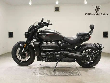 2025 Triumph Rocket 3, чёрный, 3299000 рублей, вид 2