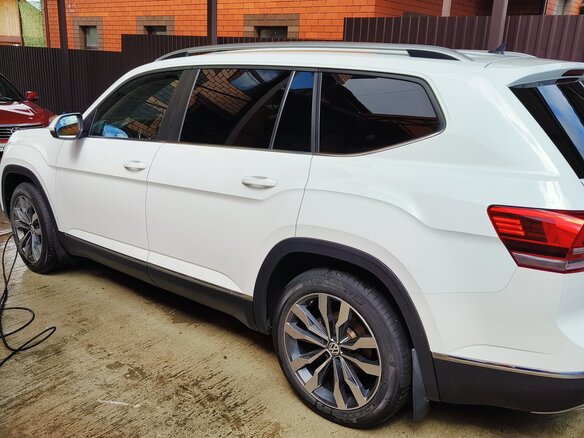 2018 Volkswagen Teramont I, белый, 2800000 рублей - вид 4