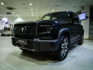 2025 Changan Deepal G318 I, чёрный, 5740000 рублей, вид 4