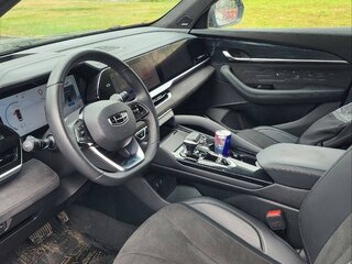 2024 Geely Monjaro I, серый, 3600000 рублей, вид 4
