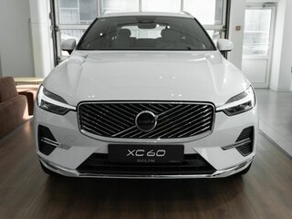 2025 Volvo XC60 II Рестайлинг 2, белый, 6348850 рублей, вид 3
