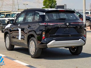 2024 Suzuki Grand Vitara III, чёрный, 2800000 рублей, вид 5