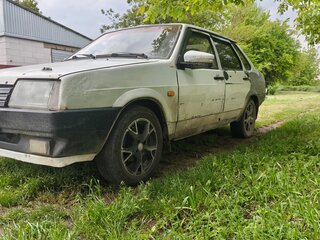 2000 Lada (ВАЗ) 21099, белый, 150000 рублей, вид 3