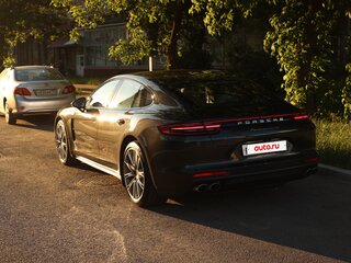2017 Porsche Panamera Turbo II, серый, 7900000 рублей, вид 2