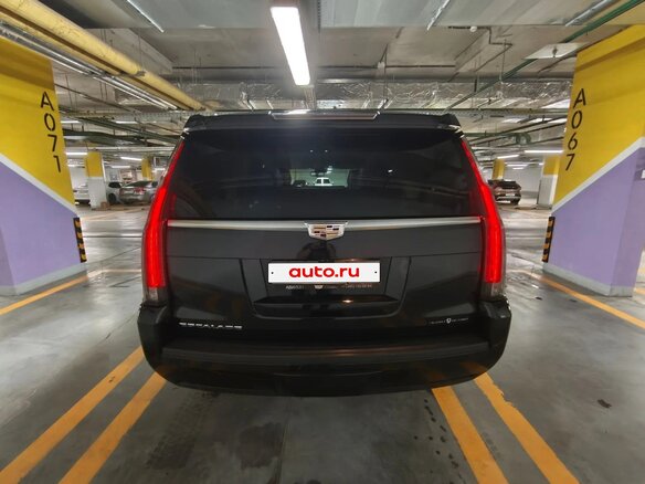 2018 Cadillac Escalade IV, чёрный, 6100000 рублей - вид 10