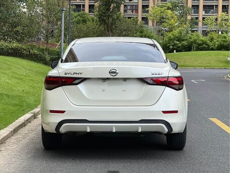 2023 Nissan Sylphy IV (B18), белый, 1740000 рублей, вид 5