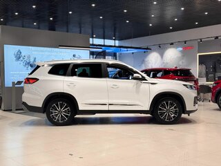 2025 Chery Tiggo 8 Pro Max I Рестайлинг, белый, 3660000 рублей, вид 3