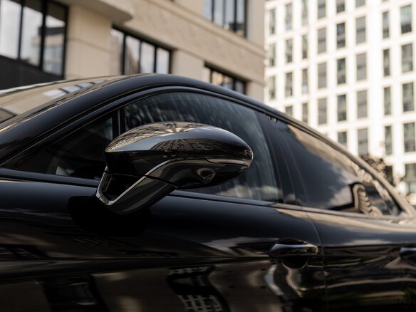 2026 Porsche Panamera 4 III, чёрный, 22000000 рублей - вид 8