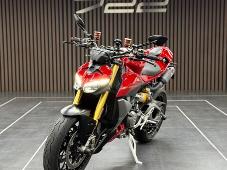 2025 Ducati Streetfighter V2, красный, 2490000 рублей, вид 1