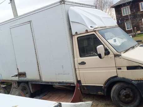 1992 Iveco Daily, бежевый, 350000 рублей, вид 1