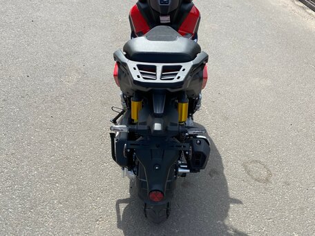 2023 Regulmoto XDV 300, красный, 290000 рублей, вид 3