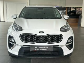 2020 Kia Sportage IV Рестайлинг, белый, 2369000 рублей, вид 2
