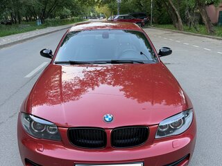 2008 BMW 1 серии 135i I (E81/E82/E87/E88) Рестайлинг, красный, 1650000 рублей, вид 1