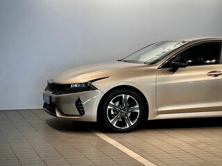 2021 Kia K5 III, жёлтый, 2049000 рублей, вид 5