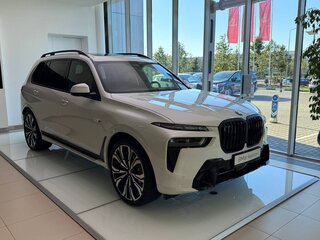 2026 BMW X7 40i I (G07) Рестайлинг, белый, 16480000 рублей, вид 1